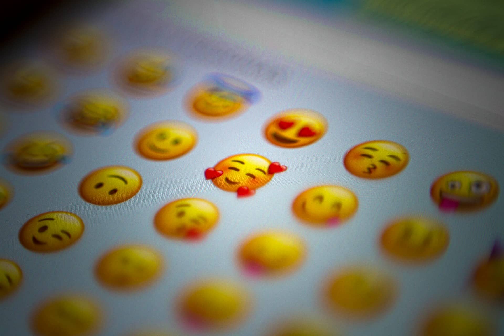 Para qué sirven los emojis en SEO y sus beneficios